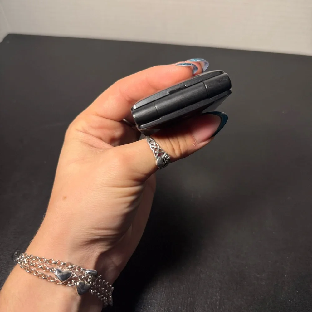 LG Classic Black Flip Phone - Verizon with charger